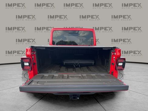 Used 2021 Jeep Gladiator Overland w/ Popular Equipment Package image 29