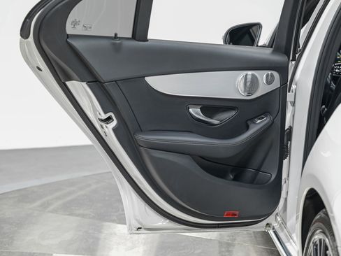 Used 2021 Mercedes-Benz C 300 Sedan image 25