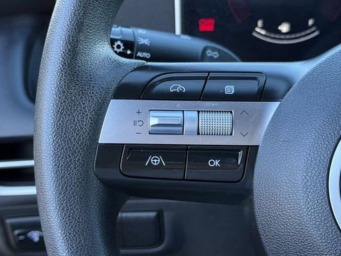 Used 2025 Hyundai Santa Cruz SEL image 10