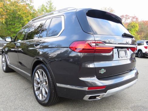 Used 2022 BMW X7 xDrive40i w/ Premium Package image 8