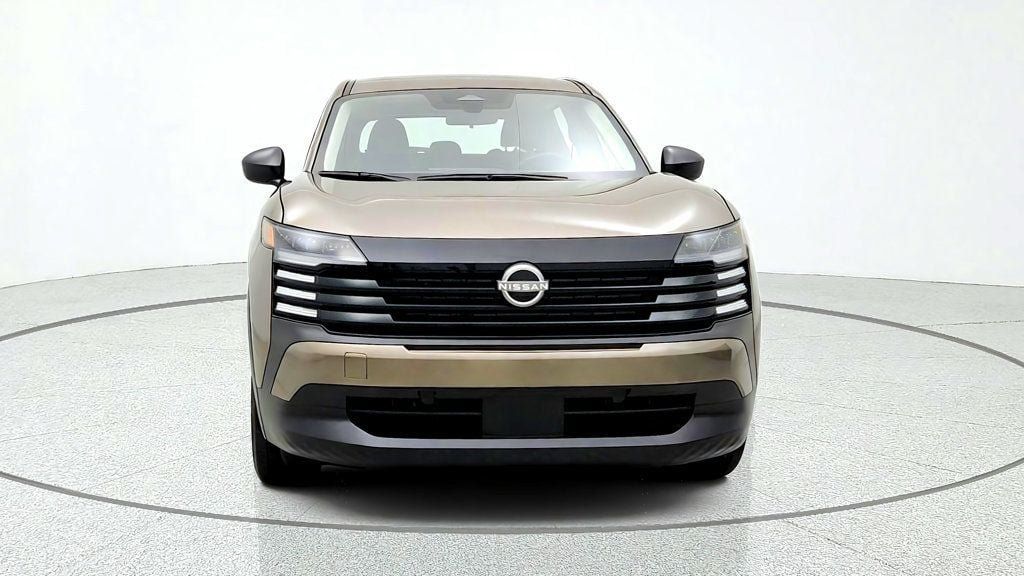 Used 2025 Nissan Kicks S w/ Charging Package FWD image 2