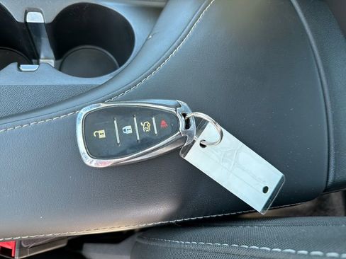 Used 2018 Chevrolet Camaro SS RWD image 29