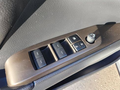 Used 2023 Toyota Camry SE image 26