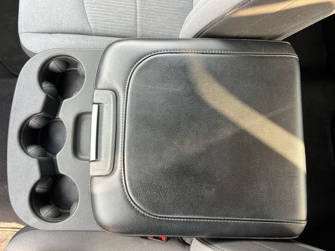 Used 2024 RAM 2500 Big Horn w/ Bed Utility Group image 28