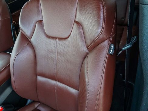 Certified 2024 Kia Telluride EX w/ EX Captain's Chair Package FWD image 21
