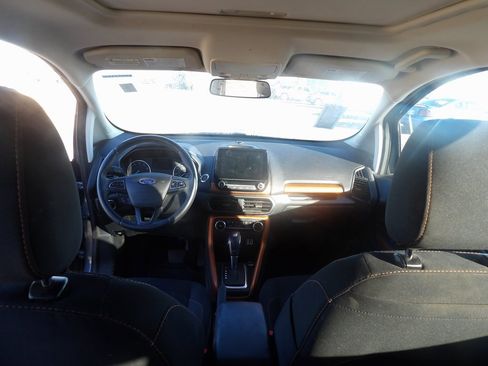 Used 2021 Ford EcoSport SE w/ SE Appearance Package image 12