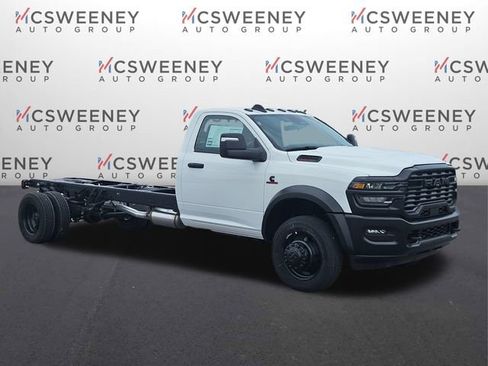 New 2026 RAM 5500 Tradesman AWD/4WD image 7