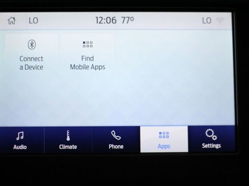 Used 2020 Ford Fusion SEL FWD image 22