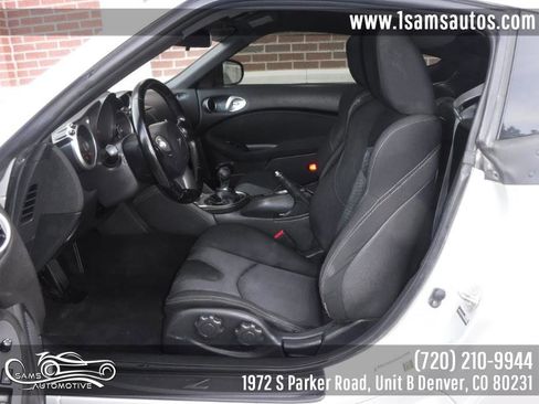 Used 2013 Nissan 370Z Coupe image 11