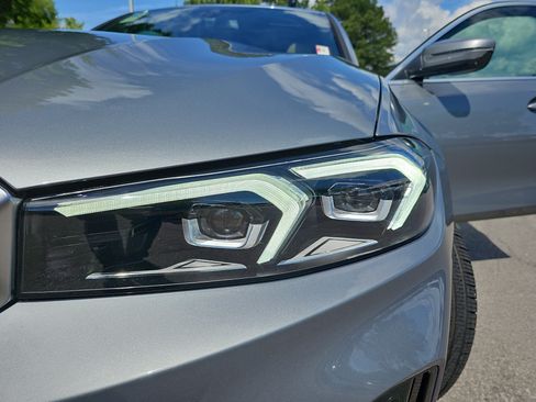 Certified 2025 BMW 330i Sedan w/ Premium Package RWD image 34