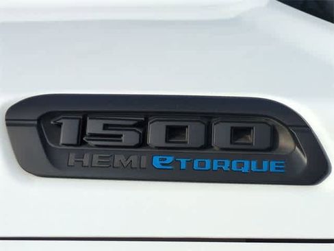 Used 2021 RAM 1500 Big Horn image 13