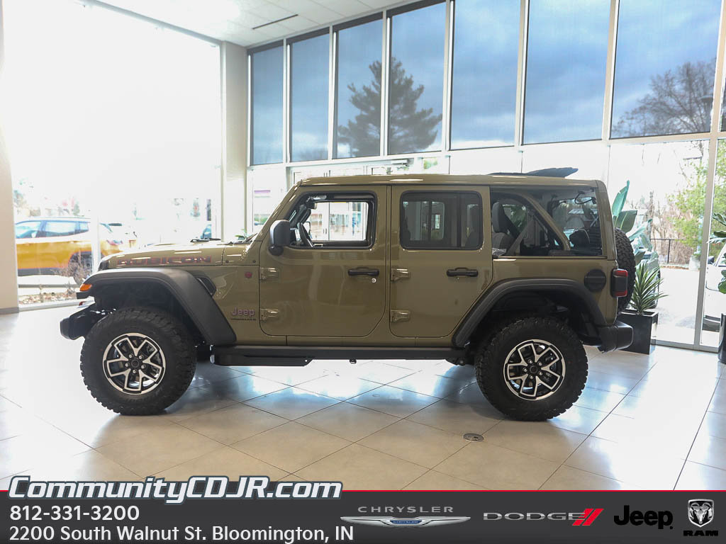 New 2026 Jeep Wrangler Unlimited Rubicon w/ Technology Group AWD/4WD image 3