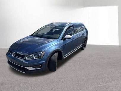 Used 2017 Volkswagen Golf Alltrack SE