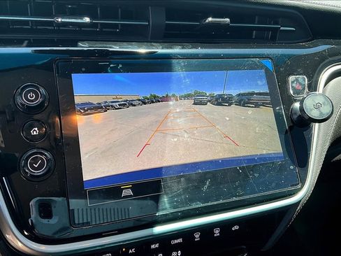 Used 2023 Chevrolet Bolt LT image 28