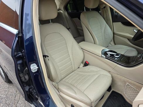 Used 2015 Mercedes-Benz C 300 4MATIC Sedan image 35