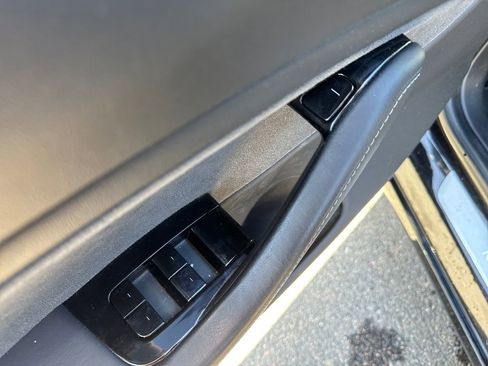 Used 2019 Tesla Model 3 AWD/4WD image 11