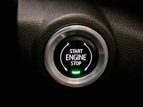 Used 2022 Chevrolet TrailBlazer RS w/ Convenience Package FWD image 31