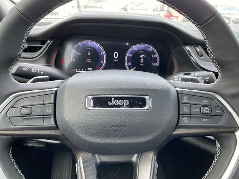 New 2026 Jeep Grand Cherokee Limited image 14