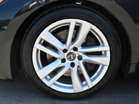 Used 2021 Lexus IS 300 w/ Comfort Package RWD image 12