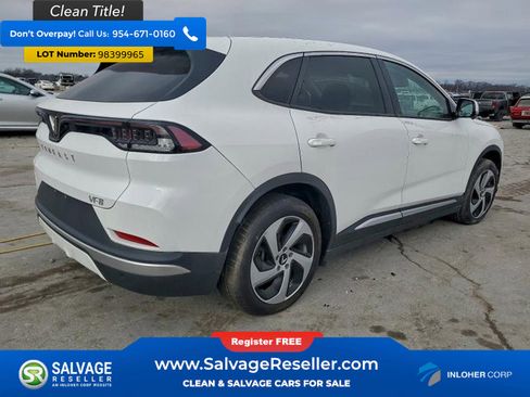 Used 2024 VinFast VF 8 Eco image 4