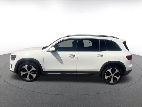 Used 2025 Mercedes-Benz GLB 250 image 9