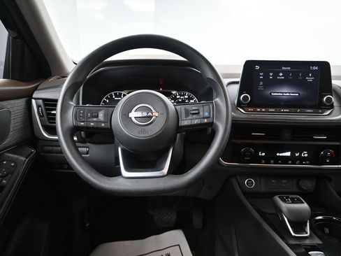 Used 2023 Nissan Rogue SV AWD/4WD image 30