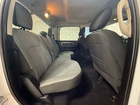 Used 2022 RAM 1500 Classic SLT AWD/4WD image 12