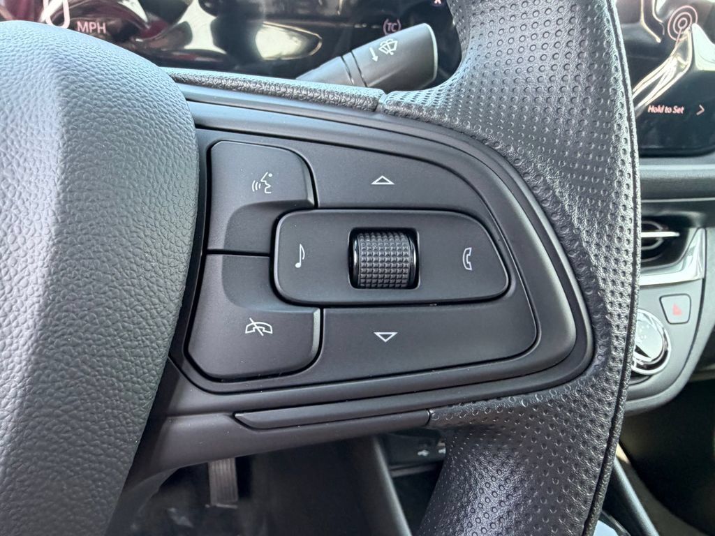 New 2026 Buick Envista Sport Touring w/ Advanced Safety Package FWD image 26