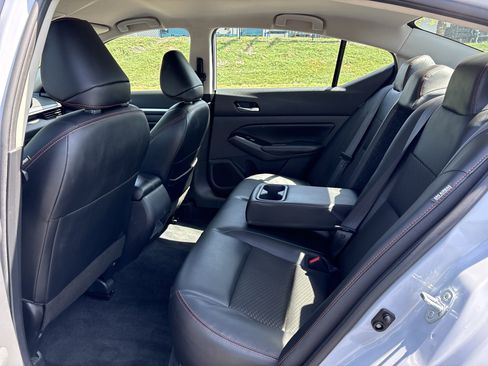 Used 2024 Nissan Altima 2.5 SR image 31