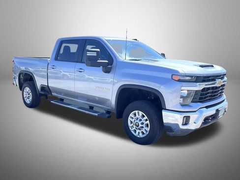 Certified 2025 Chevrolet Silverado 2500 LT w/ Convenience Package AWD/4WD image 5