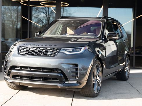 Used 2023 Land Rover Discovery HSE R-Dynamic image 6