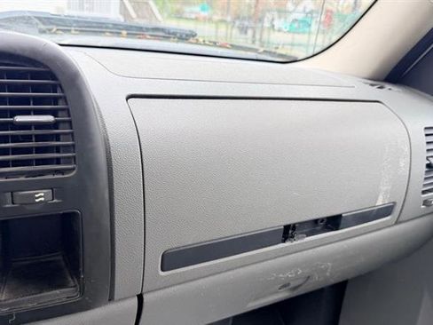 Used 2011 Chevrolet Silverado 2500 W/T AWD/4WD image 31