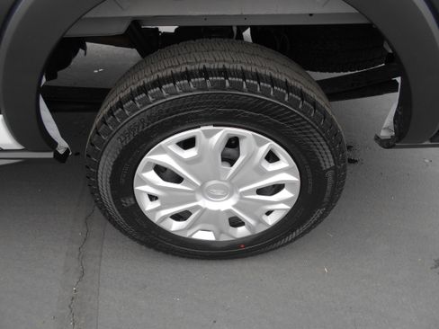 Used 2025 Ford Transit 250 Low Roof w/ Exterior Upgrade Package image 16