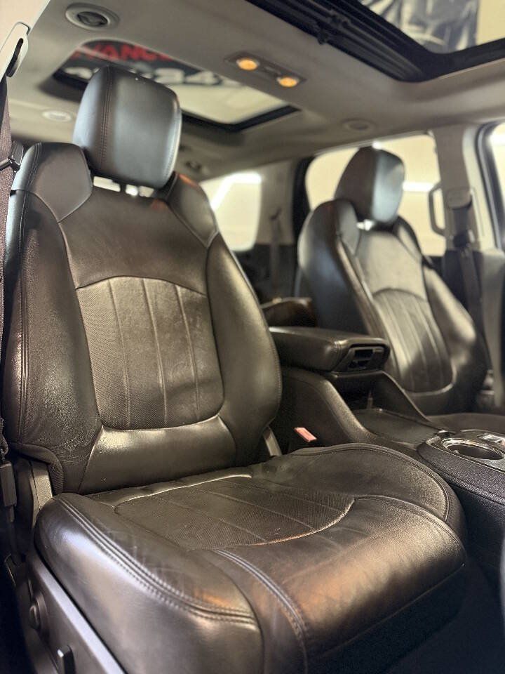 Used 2012 GMC Acadia Denali AWD/4WD image 11