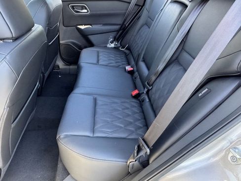 New 2026 Nissan Rogue Platinum w/ Platinum Premium Package AWD/4WD image 15