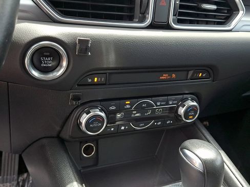 Used 2018 MAZDA CX-5 Touring w/ Preferred Equipment Package FWD image 16
