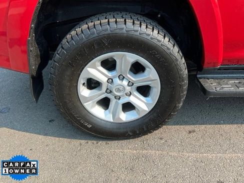 Used 2024 Toyota 4Runner SR5 Premium AWD/4WD image 9