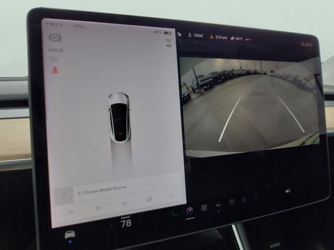Used 2020 Tesla Model Y Long Range image 19