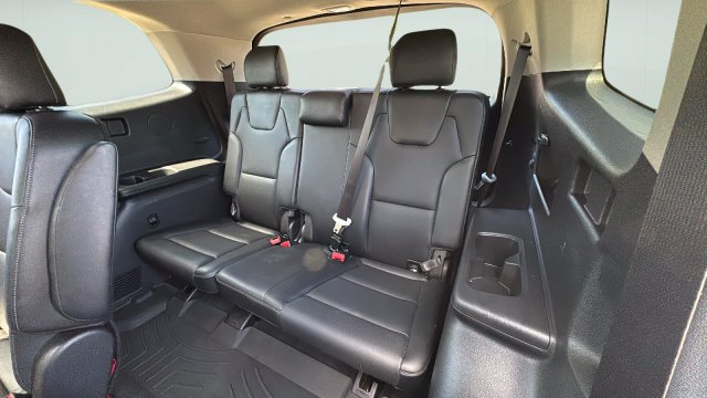 Used 2023 Kia Telluride S w/ S Sunroof Package FWD image 27