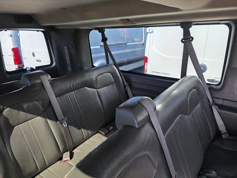 Used 2014 Chevrolet Express 3500 LS image 9