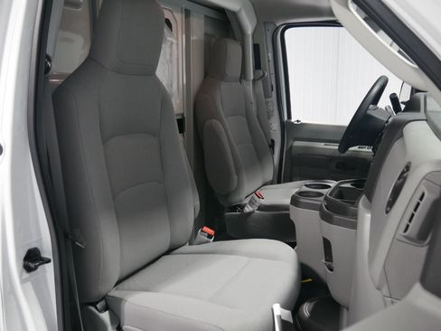 New 2026 Ford E-350 and Econoline 350 Super Duty w/ Power Equipment Group image 18