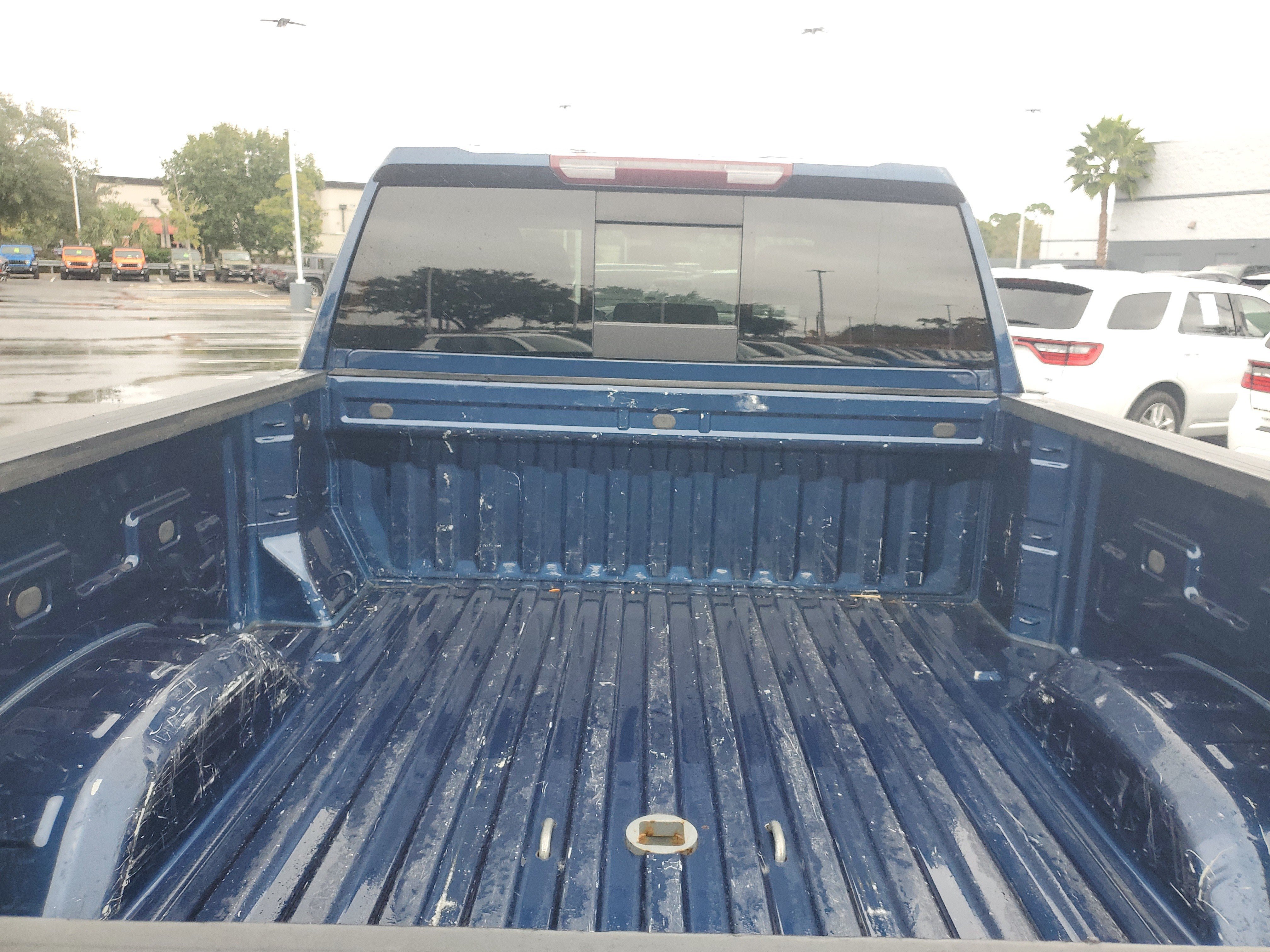 Used 2021 Chevrolet Silverado 2500 LTZ w/ LTZ Convenience Package AWD/4WD image 8