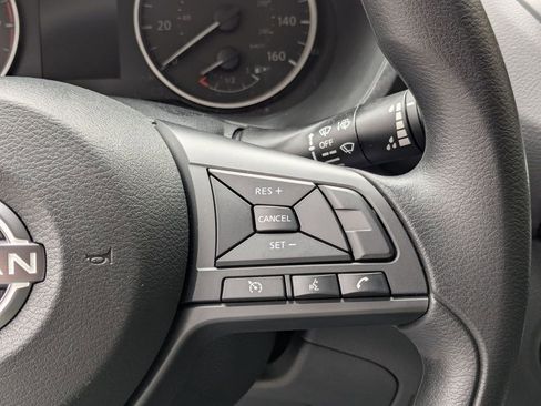 Used 2025 Nissan Sentra S FWD image 17