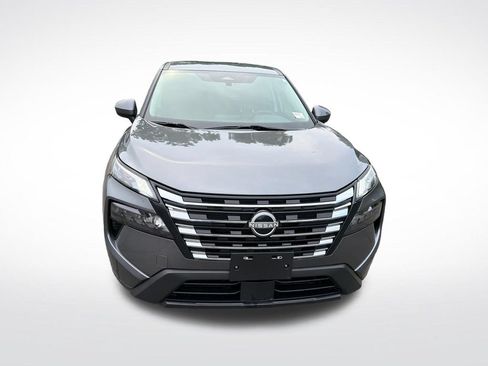 Used 2024 Nissan Rogue SV AWD/4WD image 9