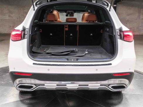 Certified 2026 Mercedes-Benz GLC 300 image 31
