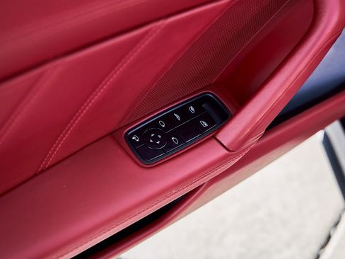 Used 2021 Porsche 911 Turbo S image 29