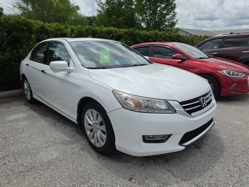Used 2013 Honda Accord Touring image 1
