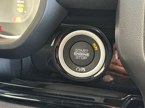 New 2026 RAM 1500 Laramie AWD/4WD image 23
