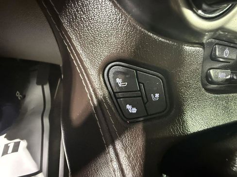 Used 2017 Chevrolet Tahoe Premier AWD/4WD image 27
