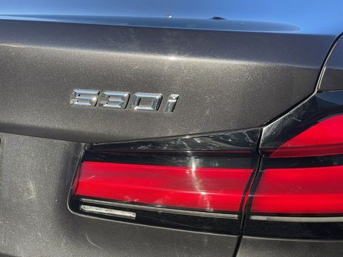 Certified 2023 BMW 530i xDrive w/ Premium Package image 29